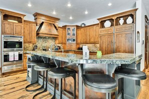 Maison luxueuse | Cuisine privée