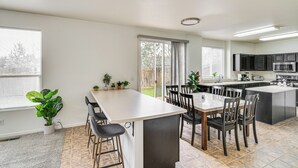 茶具/咖啡用具、冰箱、微波炉、炉灶