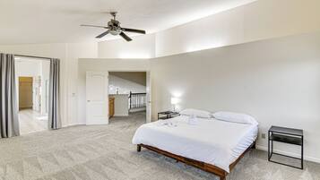 5 bedrooms, WiFi, bed sheets