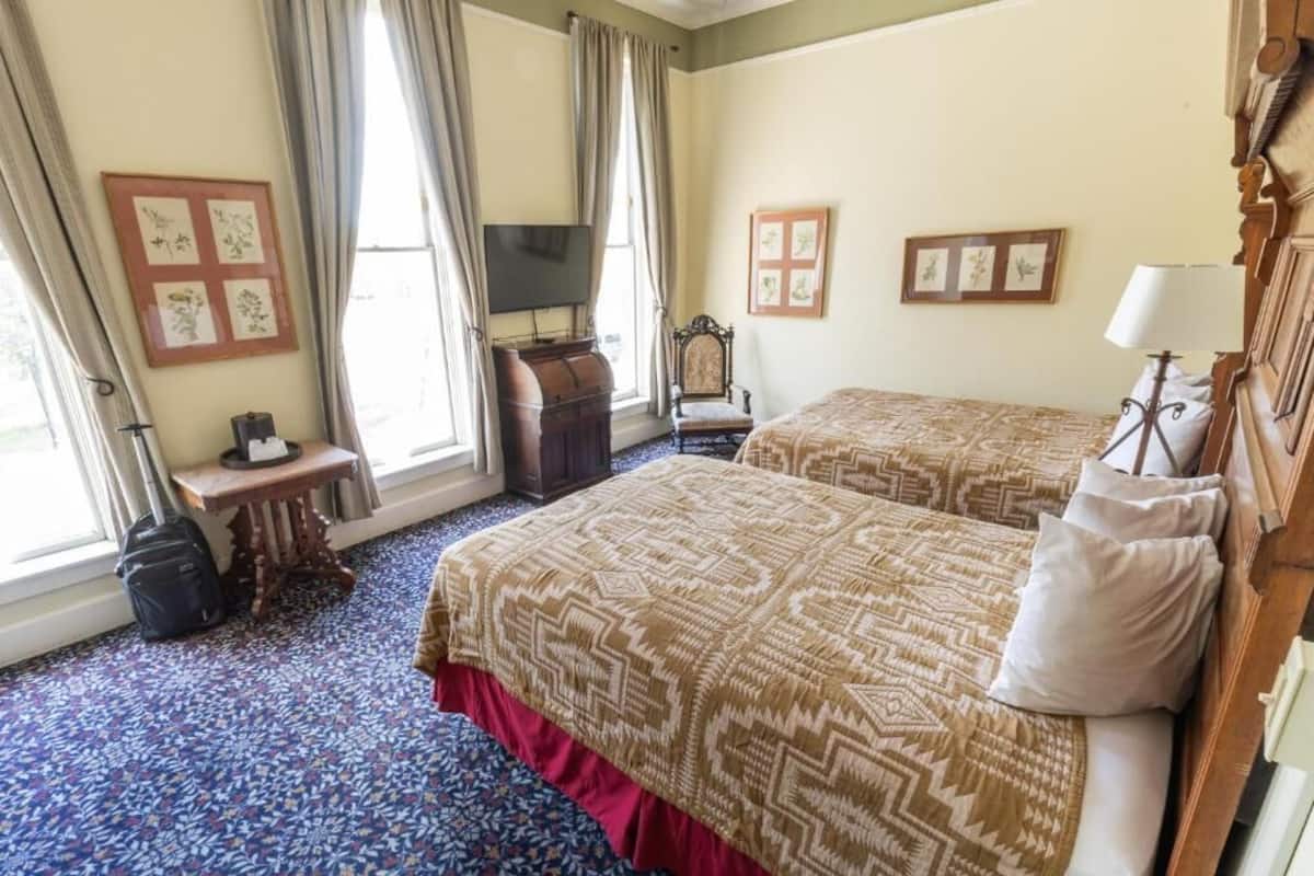 Chambre Double | Fer et planche à repasser, Wi-Fi gratuit