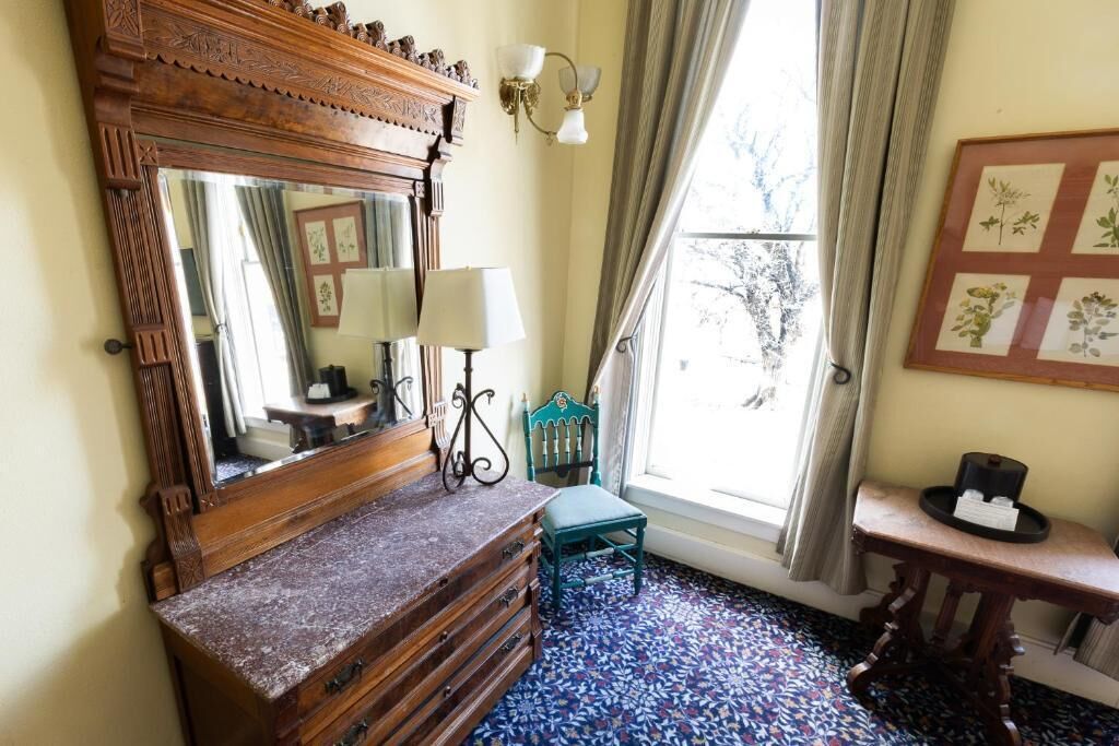 Basic Double Room | Interior