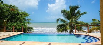 Tranquil 3-bedroom villa on beachfront lot with Pool, Gazebo and Private Beach