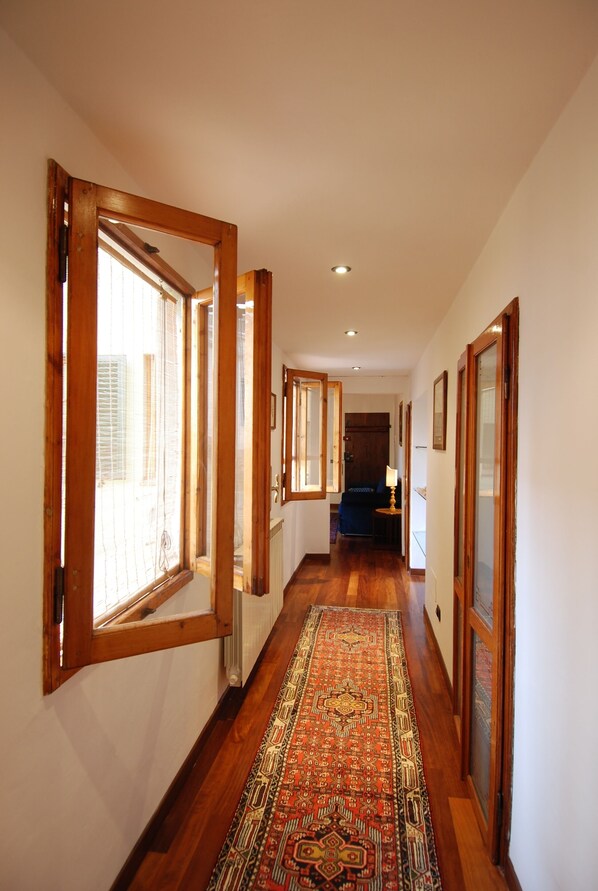 Interior - GHIBELLINA elegant and QUIET apartment in the heart of the city free wi fi (Firenze)