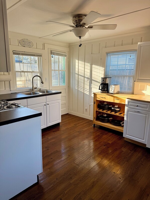 Microwave, oven, stovetop