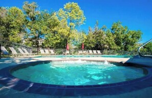 Outdoor pool - Quaint, Cozy, Lakefront Haven w/ Lily Pad, Kayaks, Firepit, and Wrap Around Deck (Montgomery)