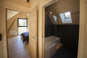 3 bedrooms, free WiFi