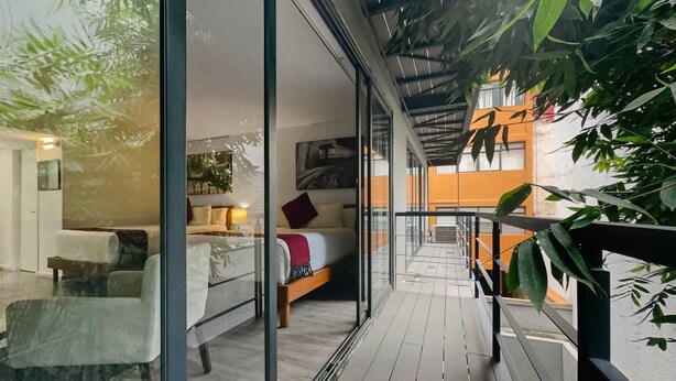 Unclassified image, 1 of 30, button - Armonik Suites By Casanevo - King Bed Suite (Mexico City)