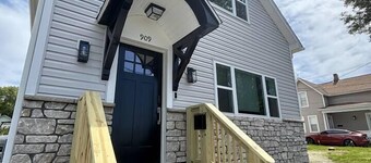 Lake Erie views- 2 mins to downtown & Bayfront