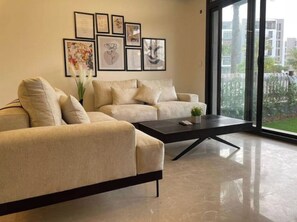 Living area - Access - lux smart home with garden at cfc 2bedr (Mivida New Cairo)