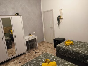 1 soverom, skrivebord, wi-fi og sengetøy