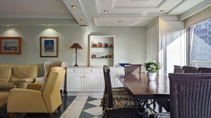 Dining - COBLANCA sea front apartment (Benidorm)