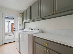 Interior - SD Designer Bungalow, 9 mi to Coronado Island! (National City)