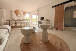 Interior - Beautiful villa with pool ideal for 1 or 2 families (VC)