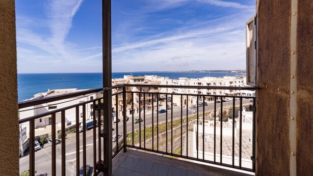 Unclassified image, 1 of 10, button - Five sea view apartments #2 (GALLIPOLI)