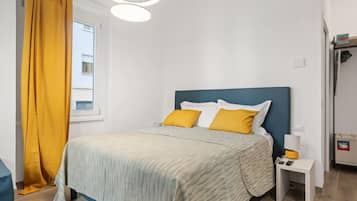 1 camera, Wi-Fi, lenzuola