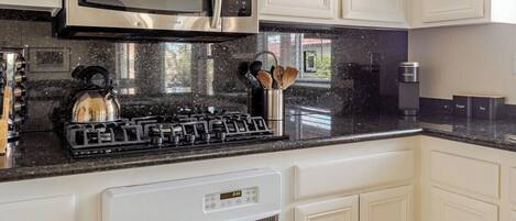Microwave, oven, stovetop, dishwasher