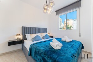 2 bedrooms, iron/ironing board, free WiFi, bed sheets - Coastal 2BR Apartment, Parking, Pool REF057 (Benalmádena)