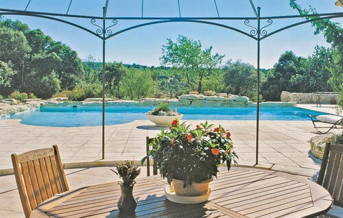 Magnifique maison de 3 chambres à.