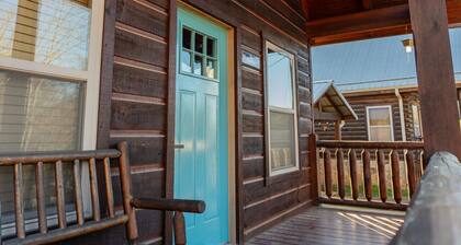 Lazy Lake Days • Fast Wifi • Roku TV • Free Firewood