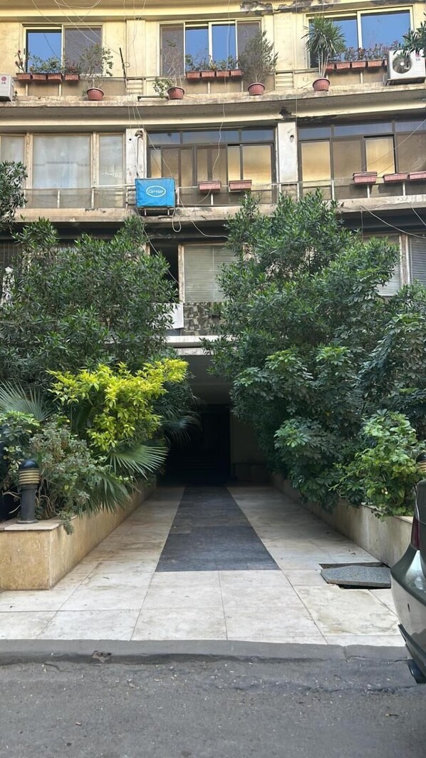 Appartement, 2 chambres, fumeurs, balcon | Jardin