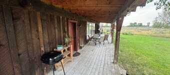 VW Microbus Slow Escape, where you’ll enjoy the tranquility of the Tetons💫