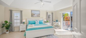 SALE !+Sleeps 14+3 min Walk to Beach+Pool+Game Rm