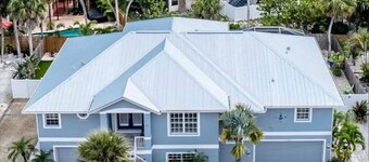 Dolphins Cove@Manasota Keys