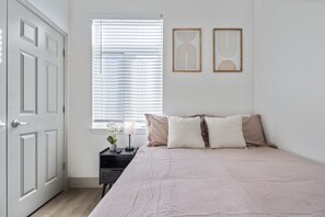 4 chambres, bureau, fer et planche à repasser, Wi-Fi