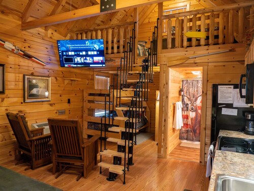 Walleye Point - 1 Minute from Dale Hollow Lake