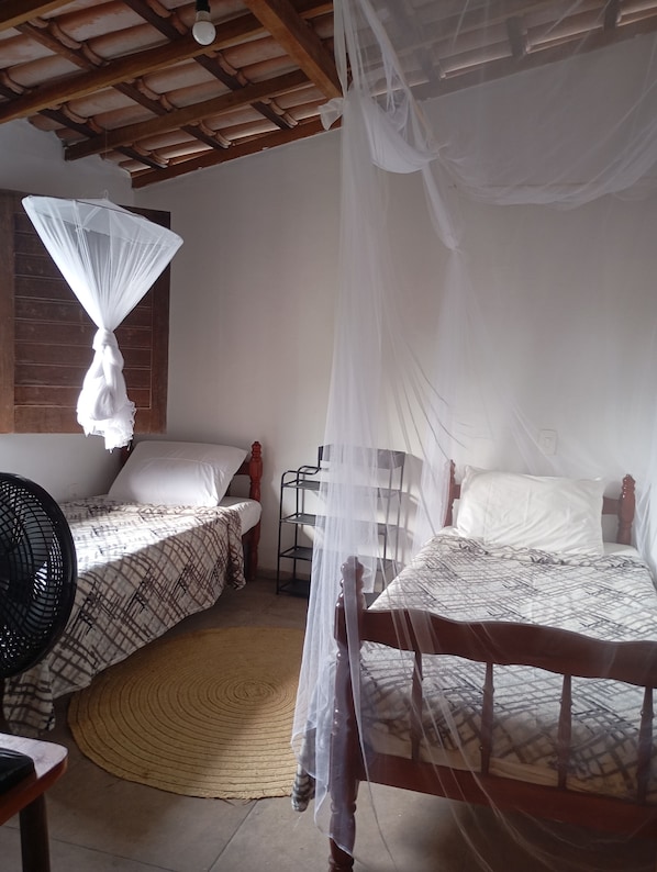 2 bedrooms, WiFi, bed sheets - House of Hope (Caraíva)