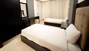 2 quartos, ferros/tábuas de passar roupa, Wi-Fi, roupa de cama
