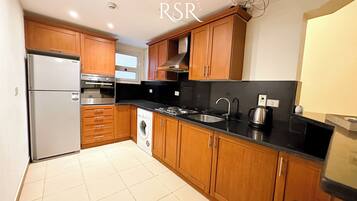 Kochgeschirr/Geschirr/Besteck