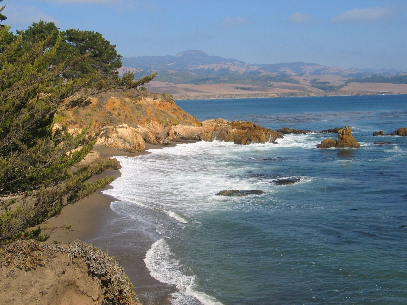 Beach nearby, sun loungers