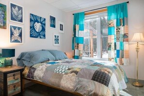 Basic Single Room, Patio