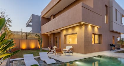 Villa 5 Ătoiles : Piscine ChauffĂ©e - Chauffeur - Chef - Jeux - 15 min du Centre