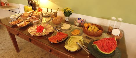 Petit déjeuner buffet compris tous les jours