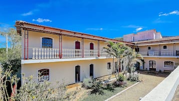 Quarto casal econômico | Fachada