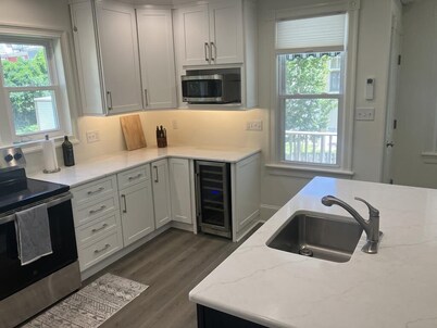 Large Home Beach Block and Located Near Shops and Restaurants