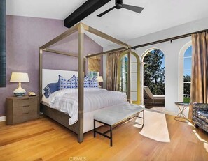 2 bedrooms, iron/ironing board, travel crib, WiFi