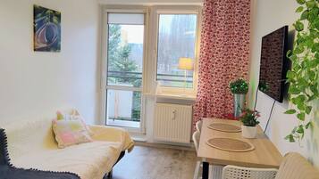 5 quartos, ferros/tábuas de passar roupa, Wi-Fi, roupa de cama