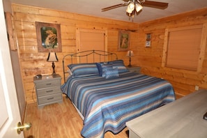 3 chambres, accès au Wi-Fi (inclus), literie fournie