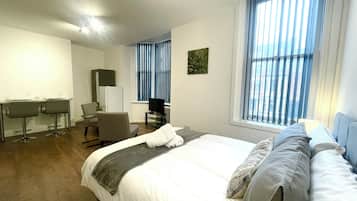 1 bedroom, iron/ironing board, WiFi, bed sheets