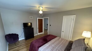 Unclassified image, 2 of 11, button - Newly remodeled 2-bedroom house with WiFi, conveniently located in Great Falls (Great Falls)