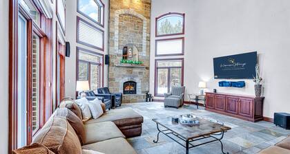 Gray Lake Villa | Sleeps 22 · Theater · Sauna · Lake