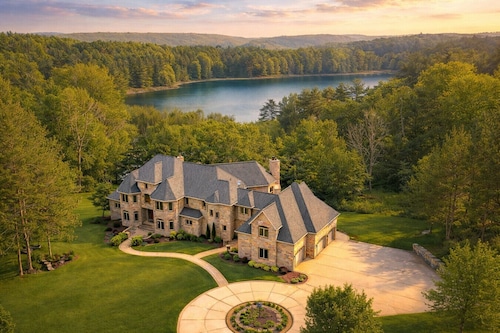 Gray Lake Villa | Sleeps 22 · Theater · Sauna · Lake