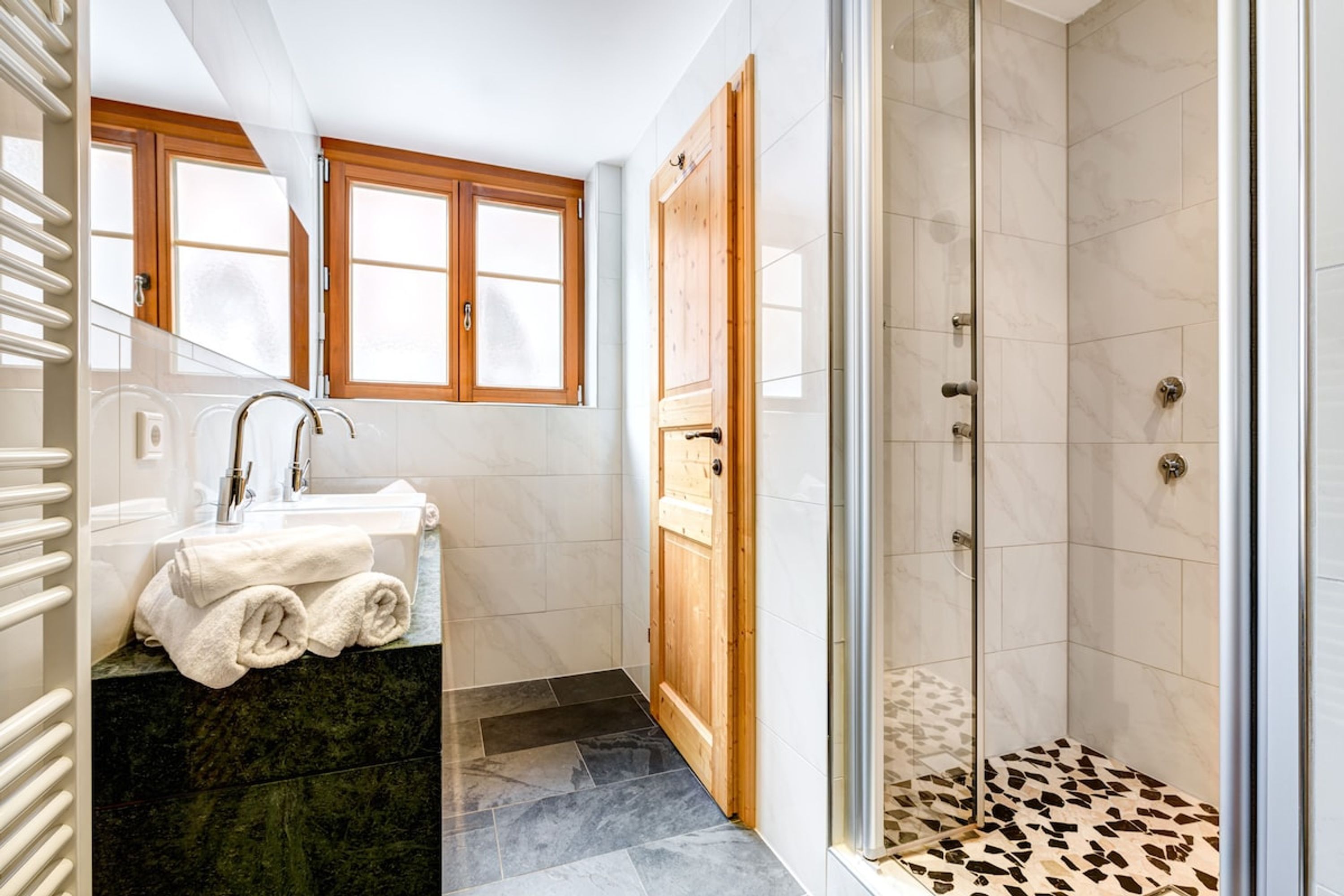 2 bedrooms