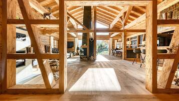 5 bedrooms