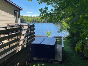 Property grounds - Chalet Shadow - spa - lakeside swimming - fireplace - paddleboard - beach (Saint-Calixte)