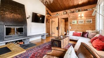 House, Smoking | 3 bedrooms