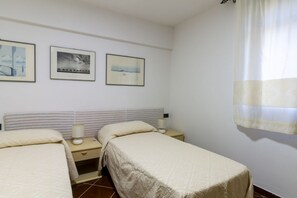 2 bedrooms, iron/ironing board, travel cot, WiFi - Residenza Melissa GF by All4sardinia  (Jerzu)
